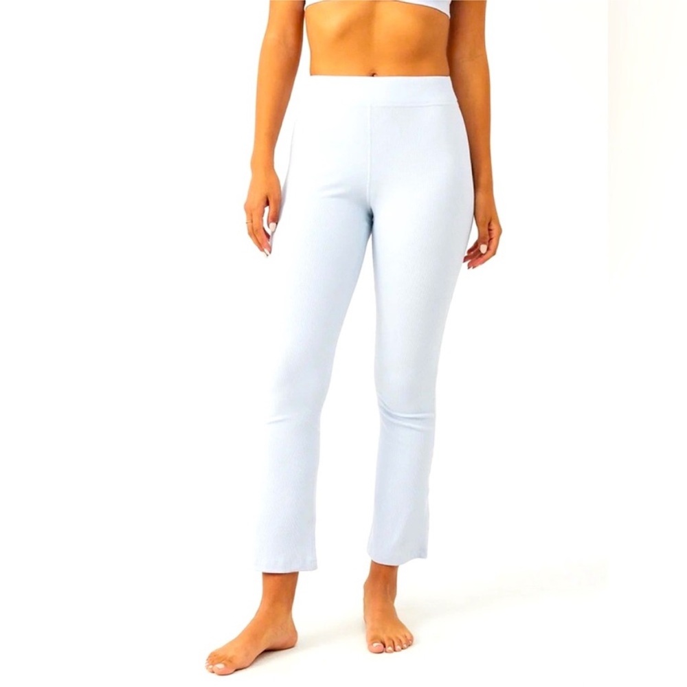 💙NWT Jasmine Flare Pant